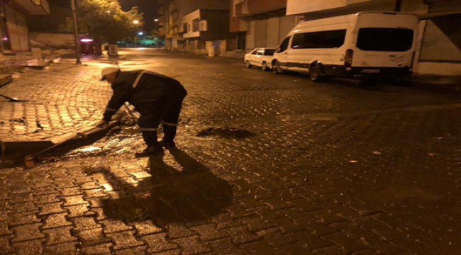 Viranşehir'de kanal ve ızgaralara bakım