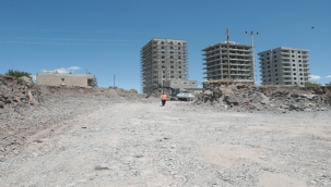 Başkan Beyazgül Şehit Orhan İrkarlı Bulvarındaki Çalışmaları İnceledi