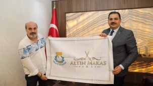 BAŞKAN CANPOLAT "ALTIN BIÇAK" VE "ALTIN MAKAS" SERTİFİKALARINI TAKDİM ETTİ