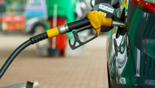 Motorine zam geldi: Bu gece pompaya yansıdı