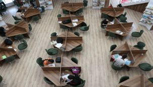 Öğrenciler, Hayallerine Büyükşehir Kütüphanelerinde Hazırlanıyor 