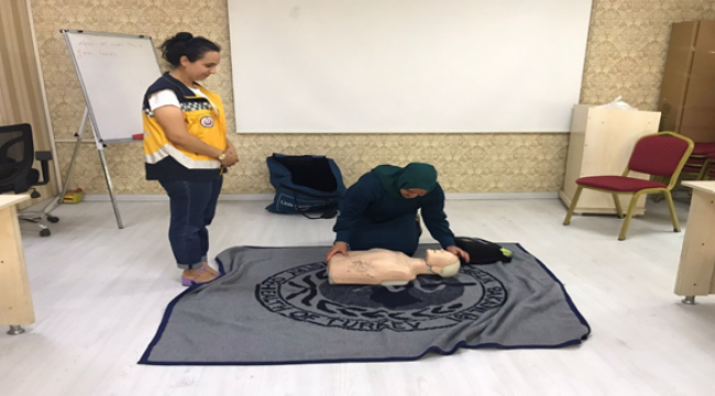 Temel İlk Yardım Eğitimleri Verildi