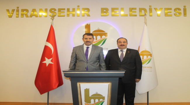 Vali Ayhan'dan Viranşehir Belediyesi'ne Ziyaret 