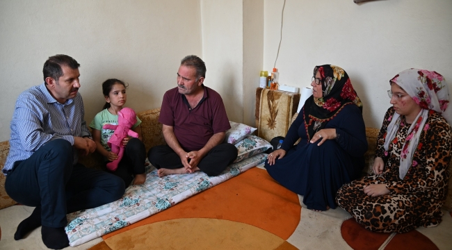 Vali Ayhan, Haneleri ziyaret etti 