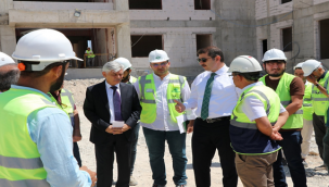 Vali Ayhan, Okul İnşaatlarını İnceledi