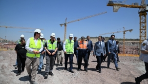 Vali Ayhan, Sağlık yatırımlarını inceledi 