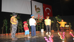 Viranşehir Belediyesi'nden Çocuklara Karne Hediyesi