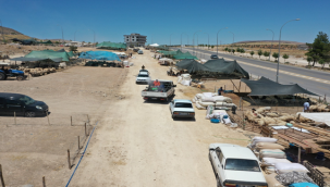 Büyükşehir'den Kurban Satış Noktalarında İlaçlama 