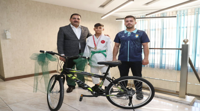 Haliliye Belediyesi İle Türkiye Şampiyonu Oldu