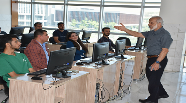 Harran Üniversitesi'nde "Blokzincir Programcılığı" Eğitimleri Başladı