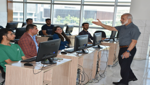 Harran Üniversitesi'nde "Blokzincir Programcılığı" Eğitimleri Başladı