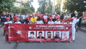 Şanlıurfa'da binlerce kişi milli birlik yürüyüşüne katıldı