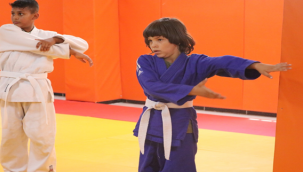 Akçakaleli Kadınlar Rölyef Kursu İle Yöresel Tablolar Yapıyor