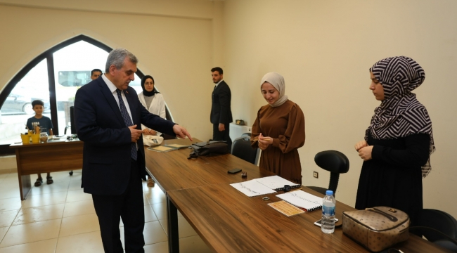 BAŞKAN BEYAZGÜL'DEN BAYAN KURSİYERLERE ZİYARET