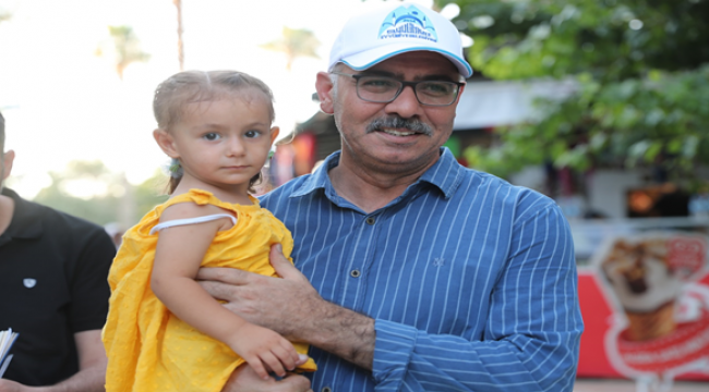 Eyyübiye Belediye Başkanı Mehmet Kuş, Halkla Kucaklaştı