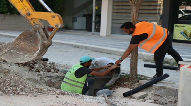 Şenevler Mahallesinde Asfalt Öncesi Zemin Sağlamlaştırma Çalışması