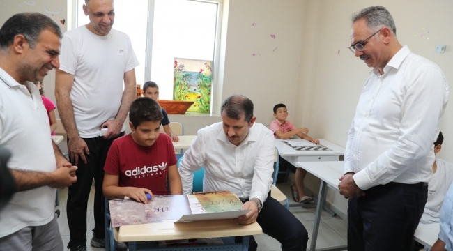 Vali Ayhan: Eyyübiye'de Elbirliğiyle Güzel Çalışmalar Yapacağız