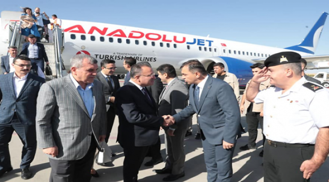 Adalet Bakanı Bekir Bozdağ Şanlıurfa'da 