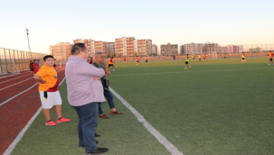 Başkan Ekinci, Viranşehir Belediyespor'a Moral Verdi  