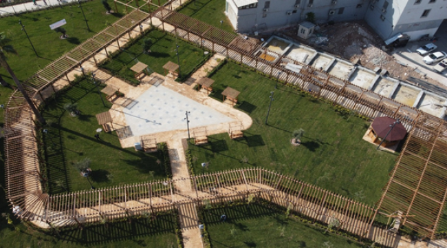 Kızılay Bahçesi Yeni Görüntüsüyle Görenleri Hayran Bırakıyor