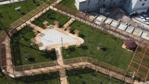 Kızılay Bahçesi Yeni Görüntüsüyle Görenleri Hayran Bırakıyor