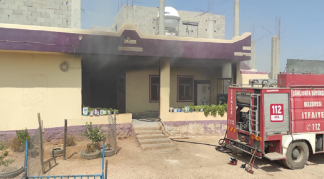 Şanlıurfa'da husumetli aileler evleri ateşe verdi