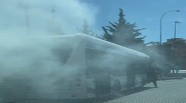 Şanlıurfa'da toplu taşıma aracında yangın!