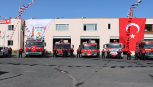 Şanlıurfa İtfaiyesinden Kortej Geçişi