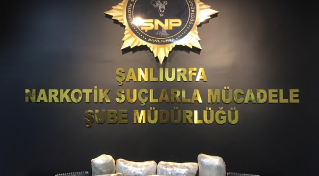 Urfa"da durdurulan araçta uyuşturucu ele geçirildi 