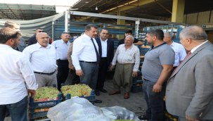 Vali Ayhan, Hal Pazarı esnafını ziyaret etti