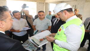 Vali Salih Ayhan Halfeti'de