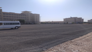 Viranşehir Belediyesinden Öğrenci Servisleri Alanında Dolgu Çalışması