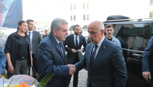 BAKAN KİRİŞÇİ'DEN BAŞKAN BEYAZGÜL'E ZİYARET 