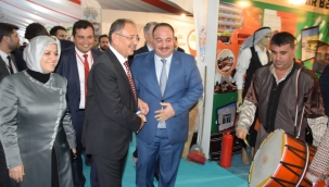 Başkan Ekinci, ödülle layık görüldü 