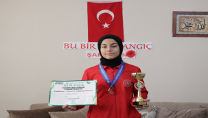 Büyükşehir'de Şampiyon Sporcular Yetişiyor