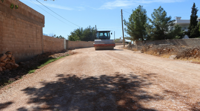 Büyükşehir'den Halfeti Kırsalında Yol Çalışması