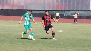 Karaköprü evinde 3 puan aldı 