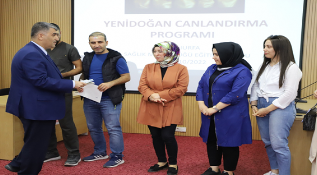 Sağlık Çalışanlarına Yenidoğan Canlandırma Eğitimi verildi