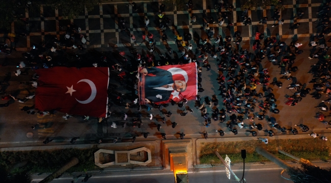 Şanlıurfa'da 'fener alayı' yürüyüşü