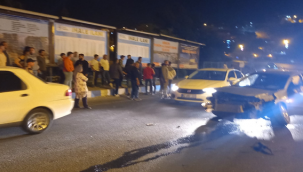 Şanlıurfa'da pikap ile otomobil çarpıştı