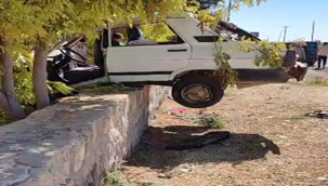 Suruç'ta bir garip kaza, 2'si ağır 3 yaralı
