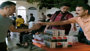 Viranşehir Belediyesi Camilerde Kandil Simidi Dağıttı