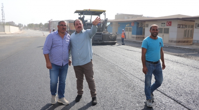 VİRANŞEHİR'DE ASFALT ÇALIŞMALARI SÜRÜYOR