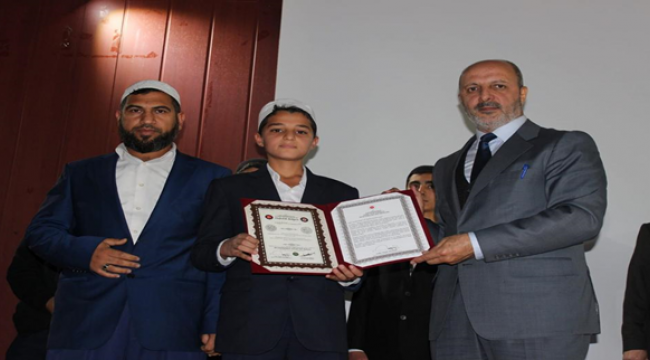 21 Öğrenciye Hafızlık Belgesi Verildi