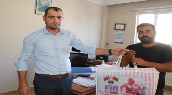 Bozova Belediyesinden yeni doğan bebeklere "Hoş Geldin Bebek Seti"