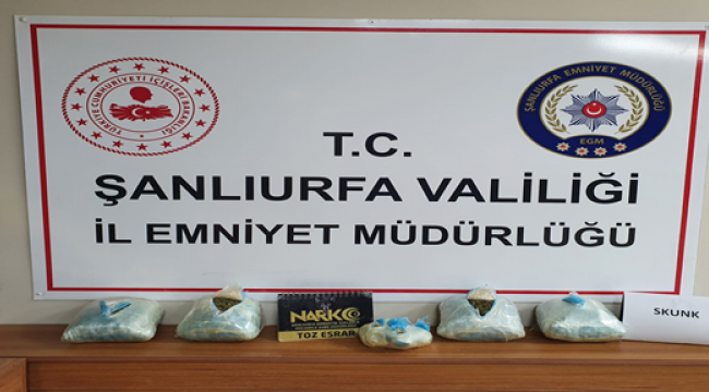 Şanlıuırfa'da durdurulan otobüste uyuşturucu ele geçirildi