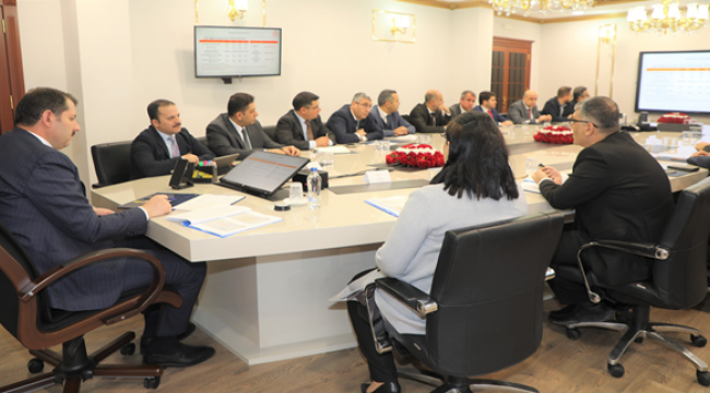 Vali Ayhan, başkanlığında sağlık ele alındı!