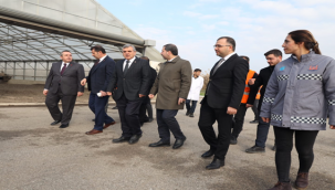 Başkan Beyazgül, Vali Ayhan ve İlçe Belediye Başkanlarıyla Atık Su Arıtma Tesisini İnceledi