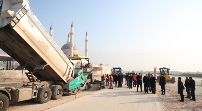 Başkan Beyazgül ve Vali Ayhan Sadun Paşa bulvarında