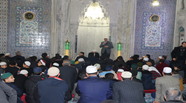 Dergah Cami'inde Kur'an Ziyafeti Verildi